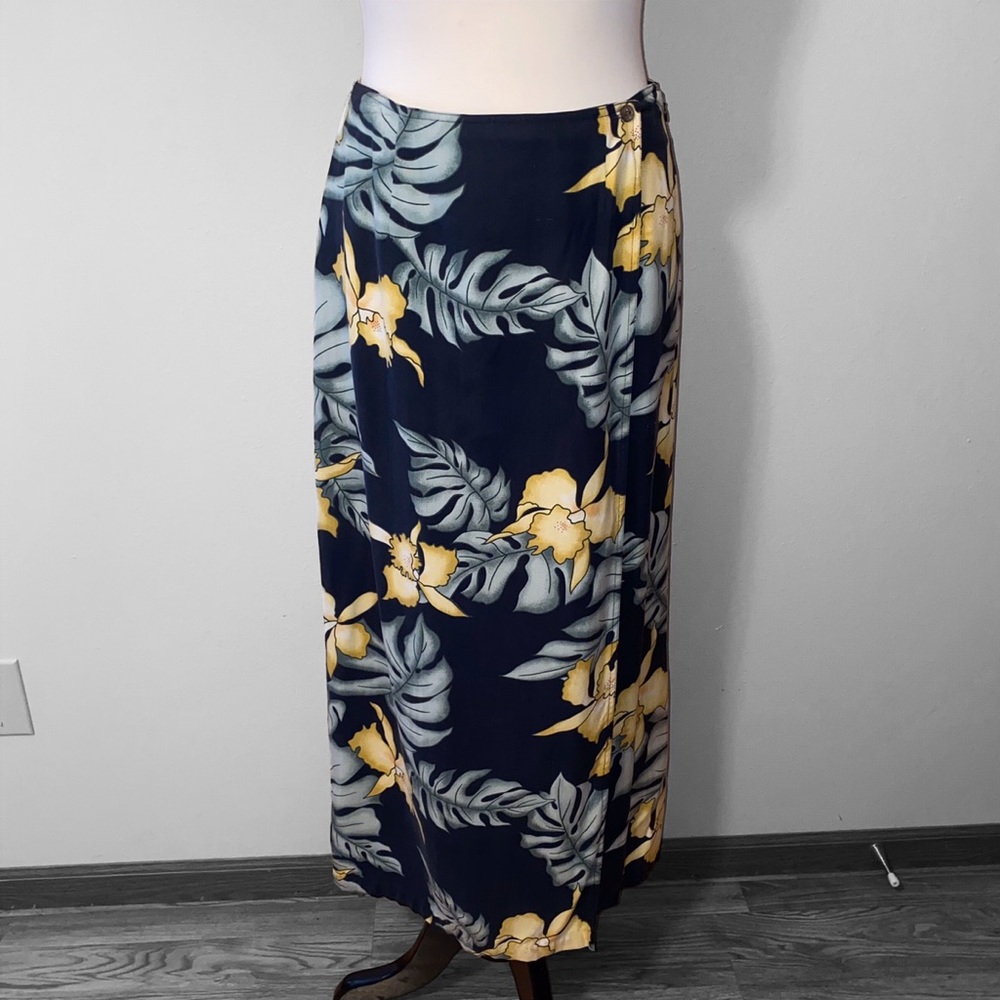 Tommy Bahama Sz 6 Floral Pattern Wrap Skirt